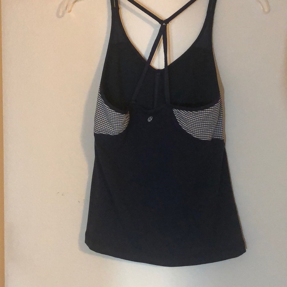 Lululemon halter tank worn twice - Picture 2 of 3